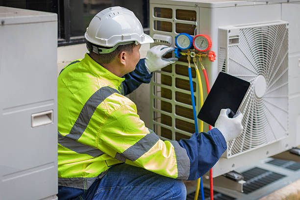 Professional Hvac Maintenance technician working in Langley, WA